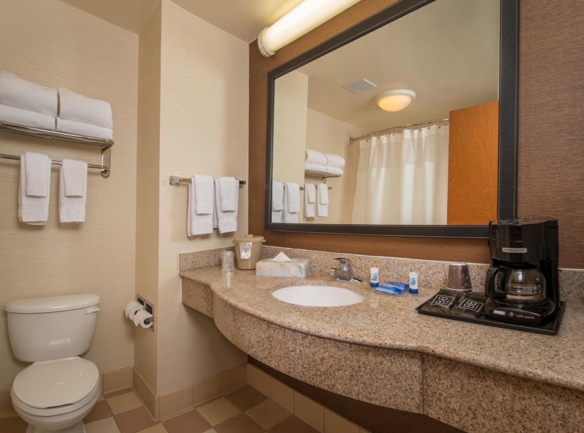 Fairfield & By Marriott