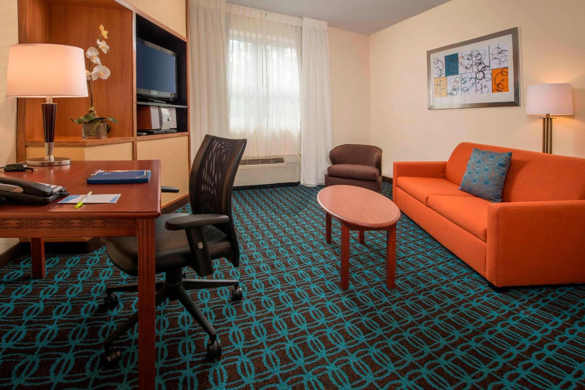 Fairfield & By Marriott 3*