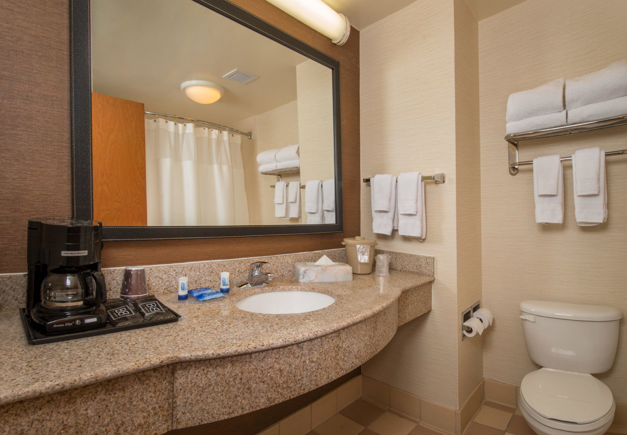 Fairfield & By Marriott Hotel Williamsburg