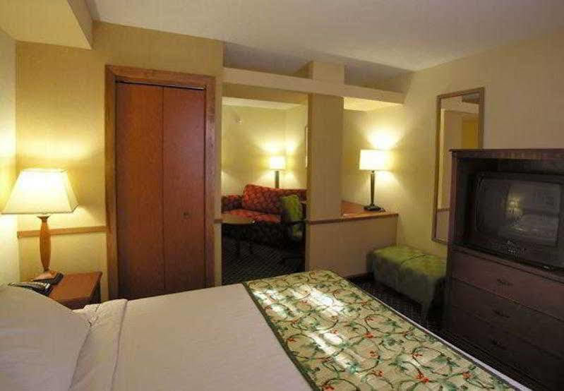 Fairfield & By Marriott Williamsburg